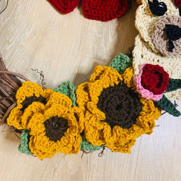 Crochet Sunflower Llama Alpaca Wreath - Picture 3 of 5